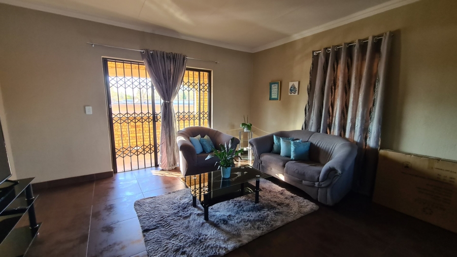 2 Bedroom Property for Sale in Baillie Park North West